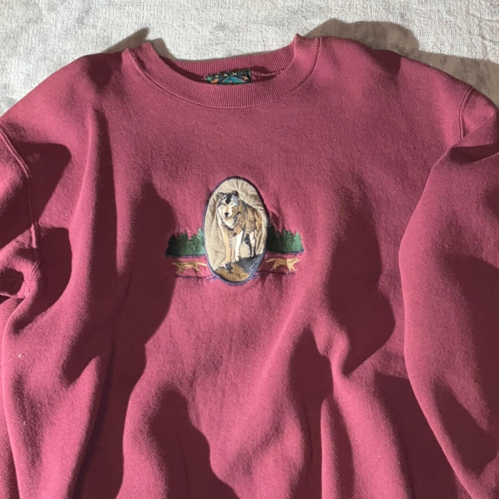 Vintage Maroon Sweatshirt with Wolf Embroidery